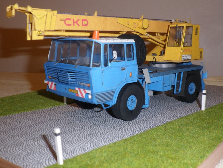 Tatra 813 AD 125 (Pln� velikost v nov�m okn�) Tatra 813 AD 125