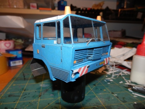 Tatra 813 AD 125