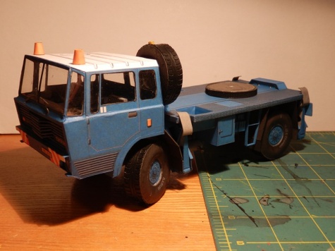 Tatra 813 AD 125