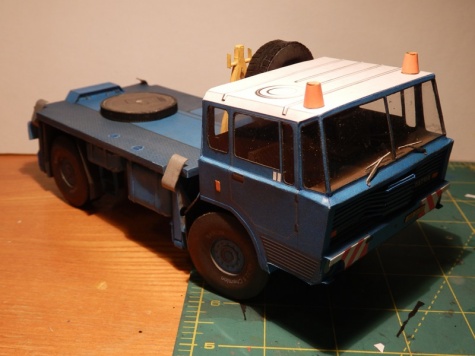 Tatra 813 AD 125