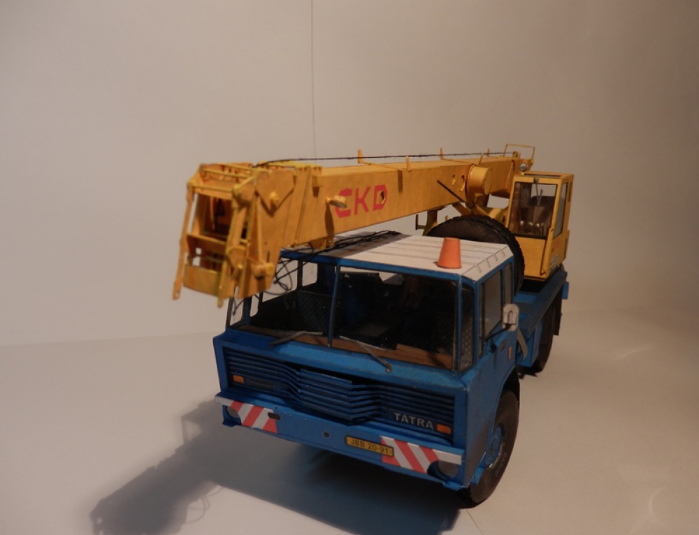 Tatra 813 AD 125 (Plná velikost v novém okně) Tatra 813 AD 125