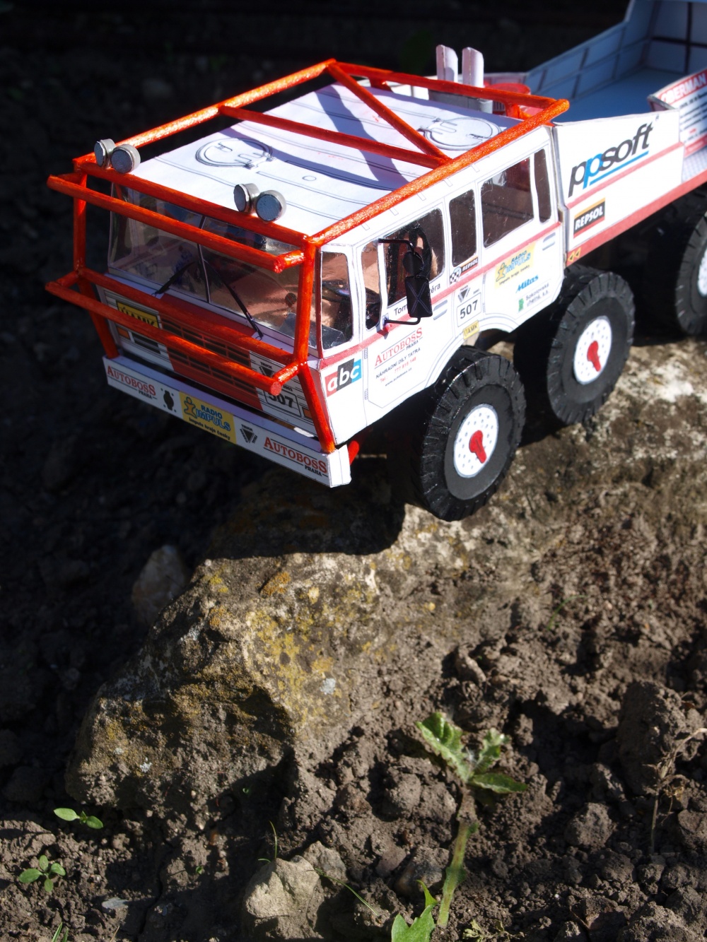 Tatra 813 ETT (Plná velikost v novém okně) Tatra 813 ETT