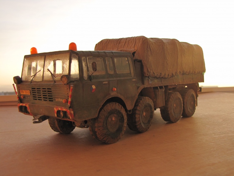 TATRA 813 kolos (Pln� velikost v nov�m okn�) TATRA 813 kolos