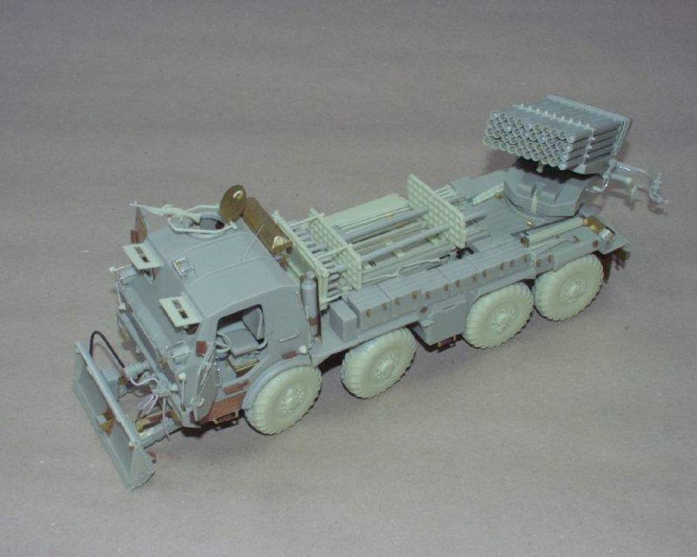 Tatra 813 RM 70 (Plná velikost v novém okně) Tatra 813 RM 70