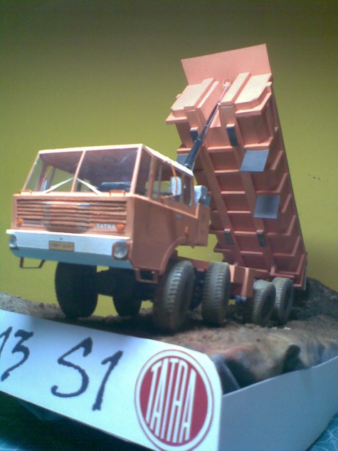 Tatra 813 S1 Tatra 813 S1
