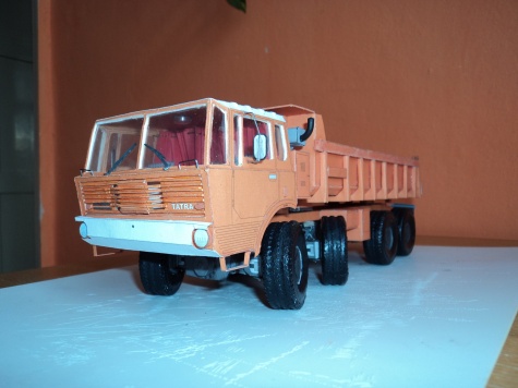TATRA 813 8X8 S1