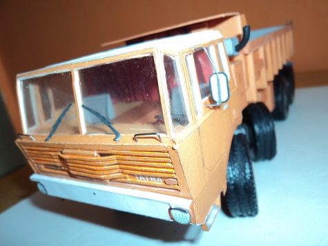 TATRA 813 8X8 S1