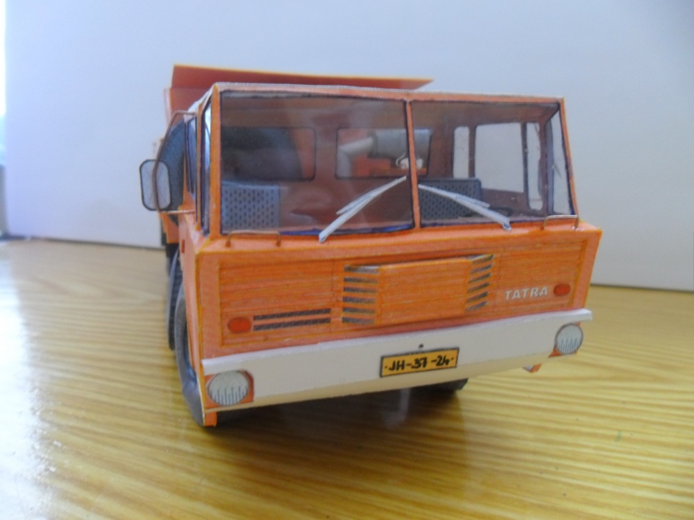 TATRA 813 8x8 S1