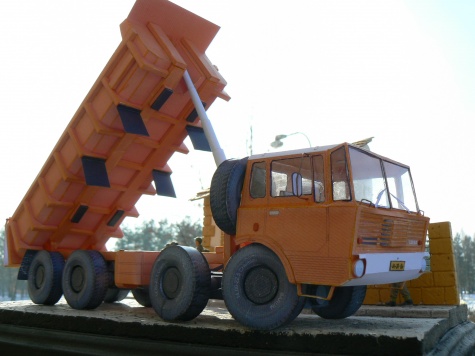 TATRA 813 8x8 S1