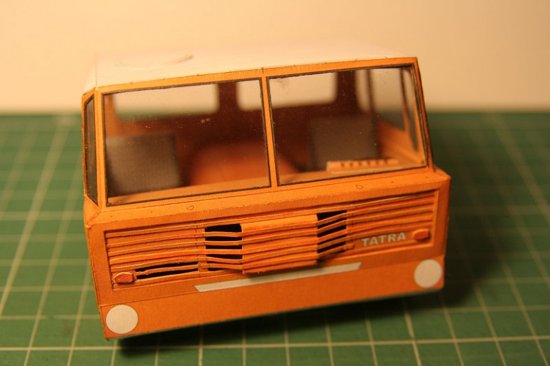 Tatra 813 S1