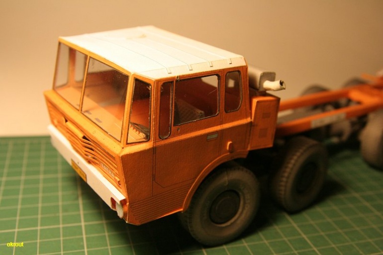 Tatra 813 S1 (Plná velikost v novém okně) Tatra 813 S1