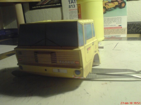 Tatra 813 TNH Tatra 813 TNH