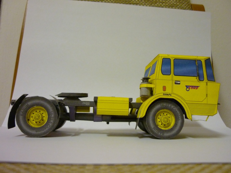 TATRA 813 TNH 4x4 (Pln� velikost v nov�m okn�) TATRA 813 TNH 4x4