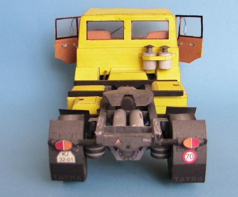 Tatra 813 TNH 4x4 Tatra 813 TNH 4x4