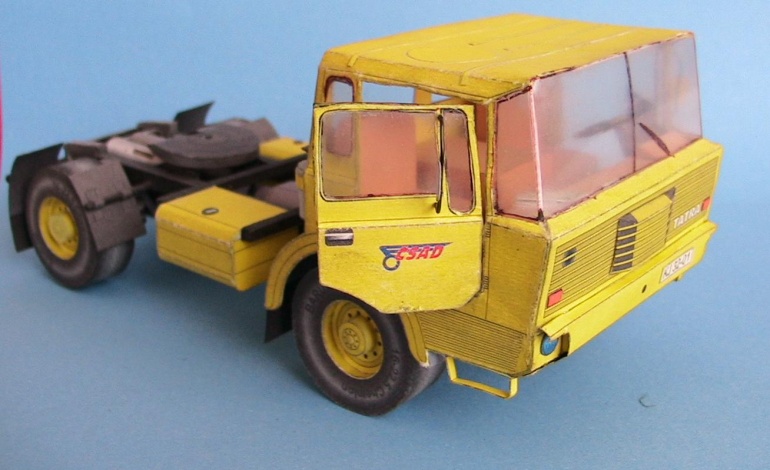 Tatra 813 TNH 4x4 (Plná velikost v novém okně) Tatra 813 TNH 4x4