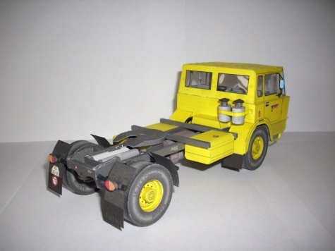 Tatra 813 TNH Tatra 813 TNH