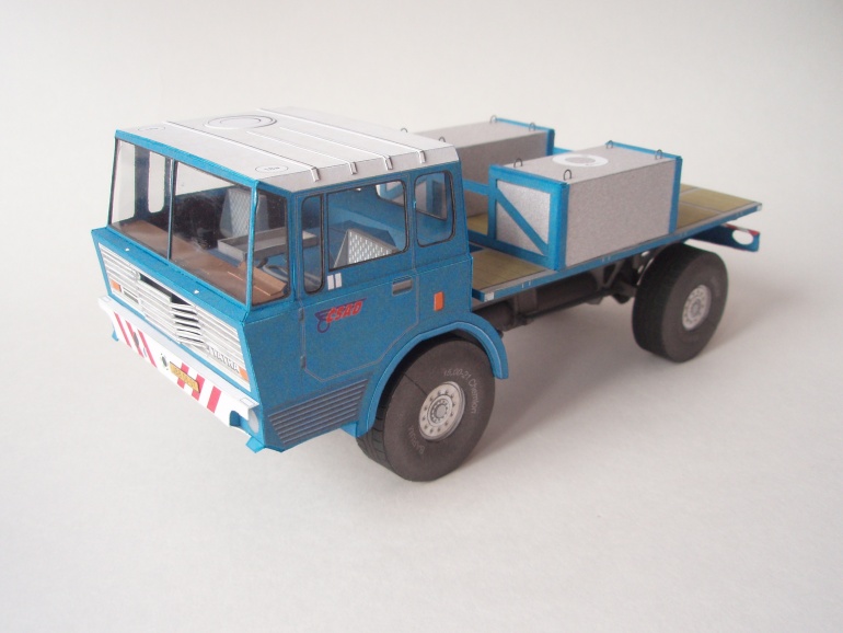 Tatra 813 TP 4x4 (Plná velikost v novém okně) Tatra 813 TP 4x4