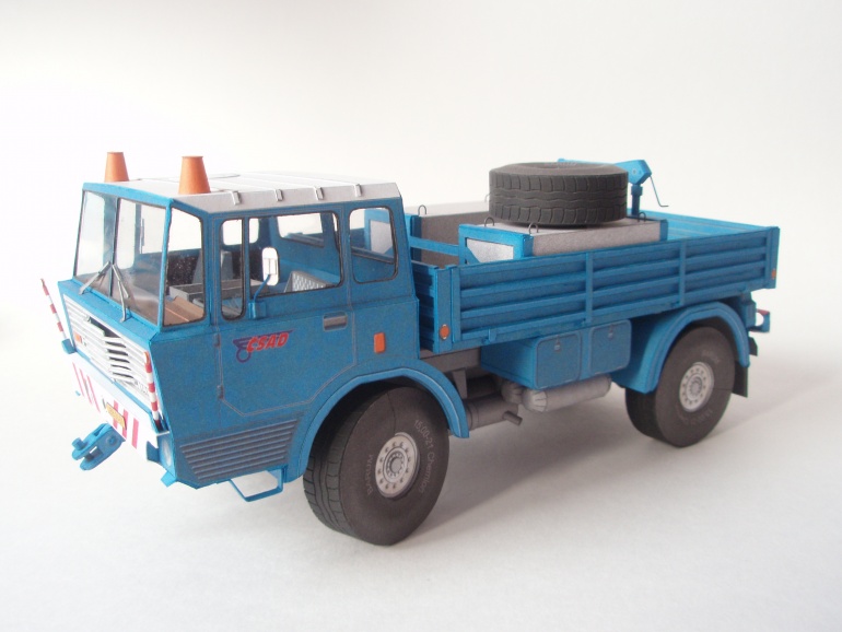 Tatra 813 TP 4x4 (Plná velikost v novém okně) Tatra 813 TP 4x4