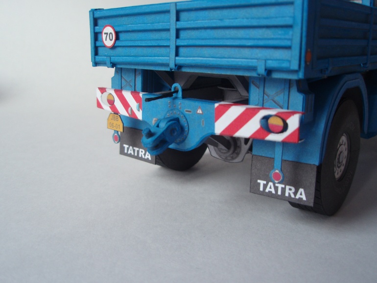 Tatra 813 TP 4x4 (Plná velikost v novém okně) Tatra 813 TP 4x4