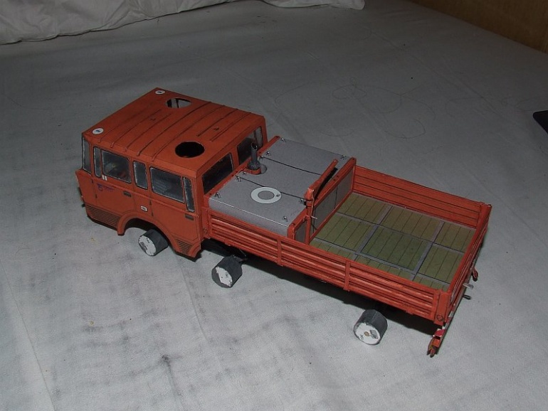 Tatra 813 TP 6x6 (Plná velikost v novém okně) Tatra 813 TP 6x6