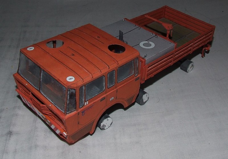 Tatra 813 TP 6x6 (Plná velikost v novém okně) Tatra 813 TP 6x6