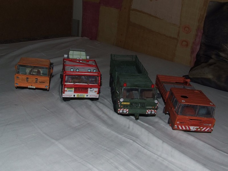 Tatra 813 TP 6x6 (Plná velikost v novém okně) Tatra 813 TP 6x6