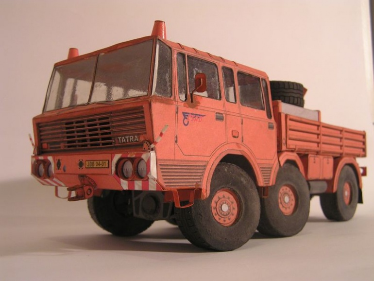 Tatra 813 TP 6x6 (Plná velikost v novém okně) Tatra 813 TP 6x6