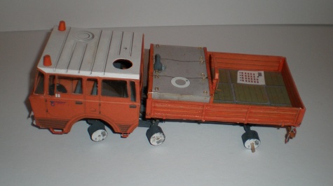 Tatra 813 TP 4x4, 6x6 Tatra 813 TP 4x4, 6x6