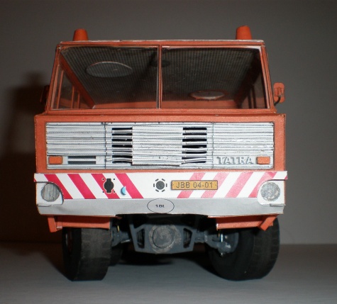 Tatra 813 TP 4x4, 6x6 Tatra 813 TP 4x4, 6x6