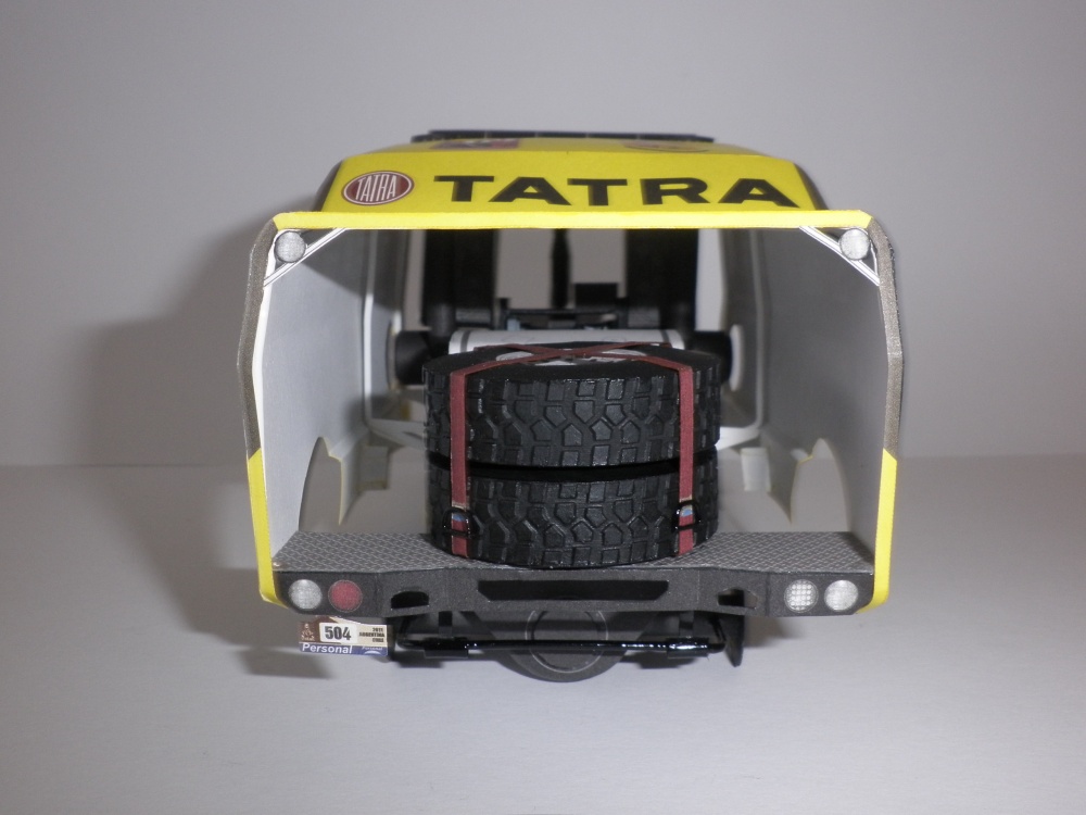 Tatra 815 - 2Z0 R45 12.400 4x4.1 Dakar 2011 (Plná velikost v novém okně) Tatra 815 - 2Z0 R45 12.400 4x4.1 Dakar 2011