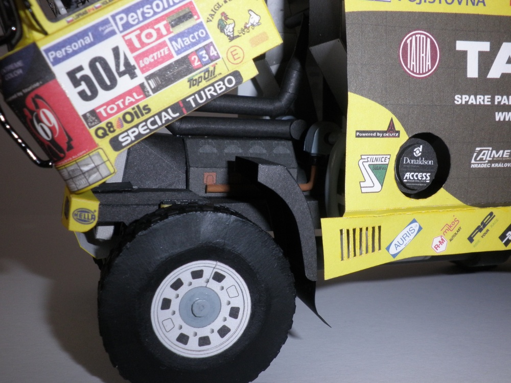 Tatra 815 - 2Z0 R45 12.400 4x4.1 Dakar 2011 (Plná velikost v novém okně) Tatra 815 - 2Z0 R45 12.400 4x4.1 Dakar 2011