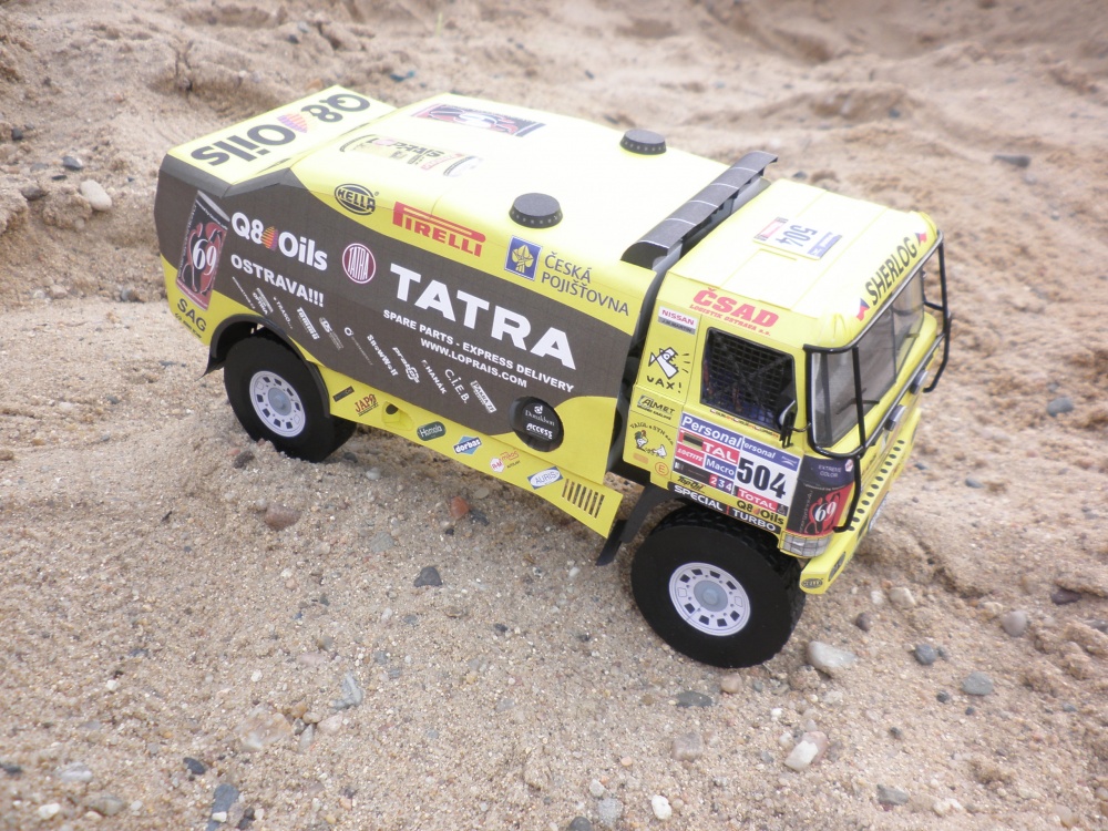 Tatra 815 - 2Z0 R45 12.400 4x4.1 Dakar 2011 (Plná velikost v novém okně) Tatra 815 - 2Z0 R45 12.400 4x4.1 Dakar 2011