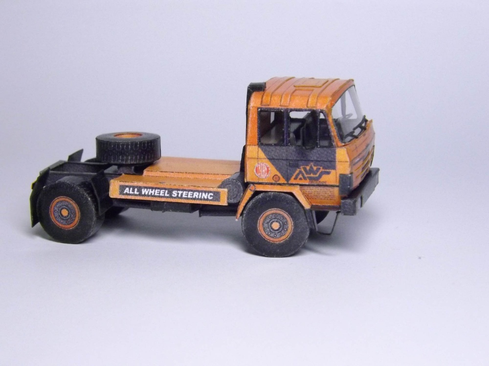 Tatra 815  NT 235 4x4.1 AWS /1:100 (Kinza)