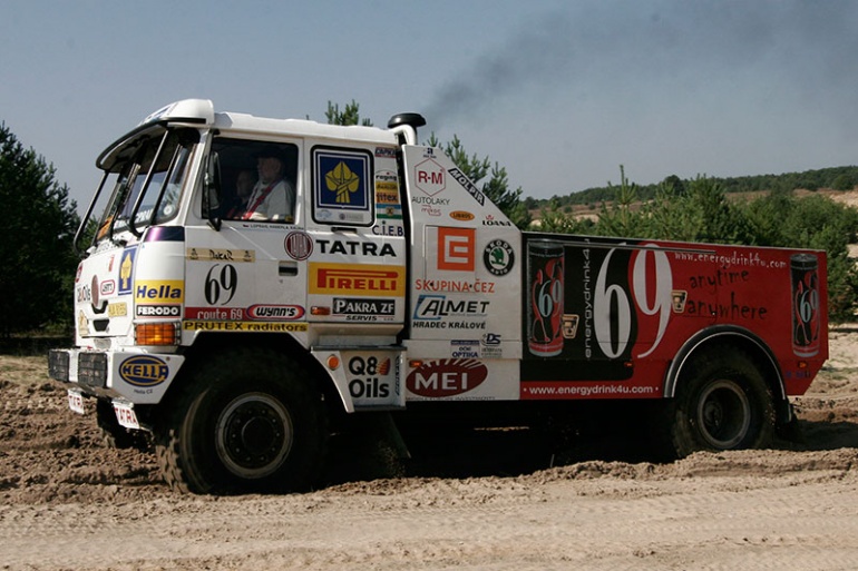 TATRA 815 2 ZE R 55 16 400 - 4x4 (Plná velikost v novém okně) TATRA 815 2 ZE R 55 16 400 - 4x4
