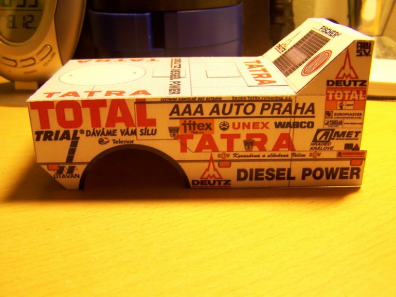 TATRA 815 2 ZE R 55 16 400 - 4x4 (Plná velikost v novém okně) TATRA 815 2 ZE R 55 16 400 - 4x4