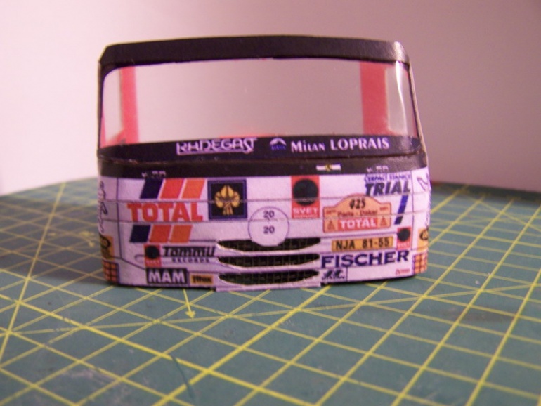 TATRA 815 2 ZE R 55 16 400 - 4x4 (Plná velikost v novém okně) TATRA 815 2 ZE R 55 16 400 - 4x4