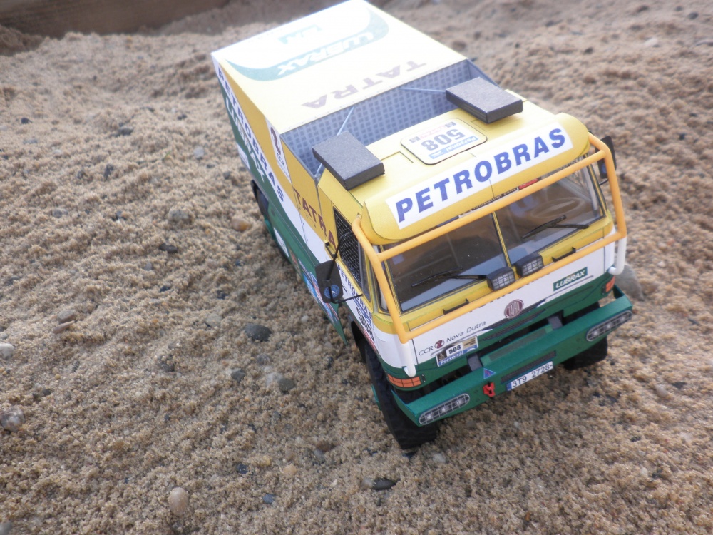 Tatra 815 2T0R45 4x4.1 VK Petrobras Dakar 2011 (Plná velikost v novém okně) Tatra 815 2T0R45 4x4.1 VK Petrobras Dakar 2011
