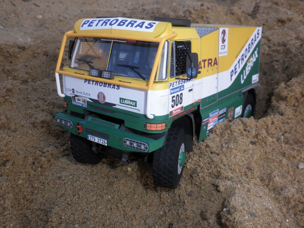 Tatra 815 2T0R45 4x4.1 VK Petrobras Dakar 2011 (Plná velikost v novém okně) Tatra 815 2T0R45 4x4.1 VK Petrobras Dakar 2011