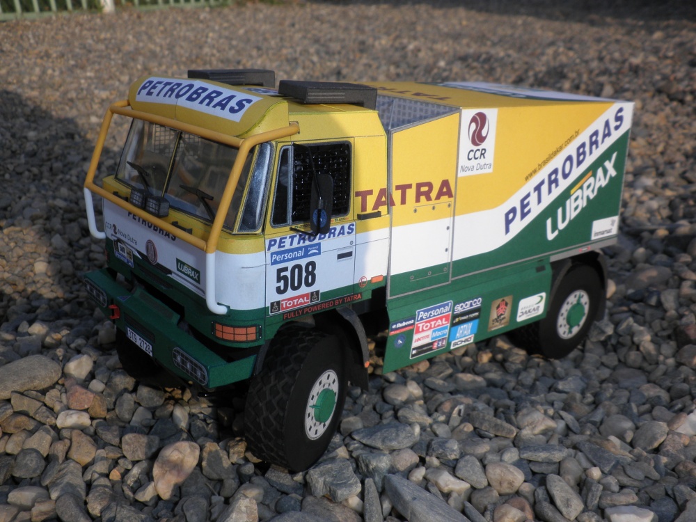 Tatra 815 2T0R45 4x4.1 VK Petrobras Dakar 2011 (Plná velikost v novém okně) Tatra 815 2T0R45 4x4.1 VK Petrobras Dakar 2011
