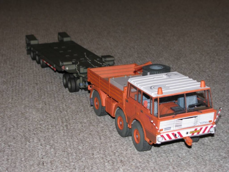 Tatra T813 TP 6x6 + valník P 50 (Plná velikost v novém okně) Tatra T813 TP 6x6 + valník P 50