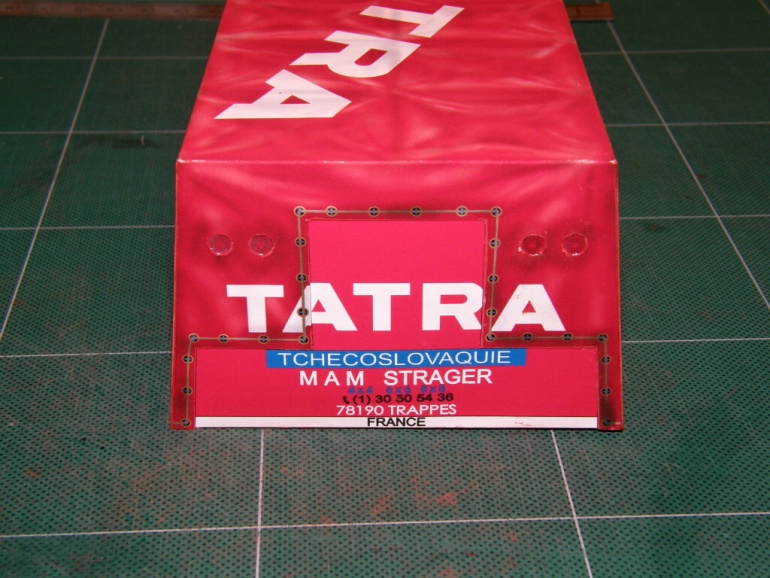 Tatra 815 VD 10 300 4x4.1 Dakar 88 / 1:32 (Plná velikost v novém okně) Tatra 815 VD 10 300 4x4.1 Dakar 88 / 1:32