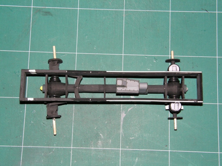 31204