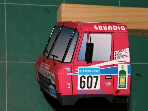 Tatra 815 VD 10 300 4x4.1 Dakar 88 / 1:32 Tatra 815 VD 10 300 4x4.1 Dakar 88 / 1:32