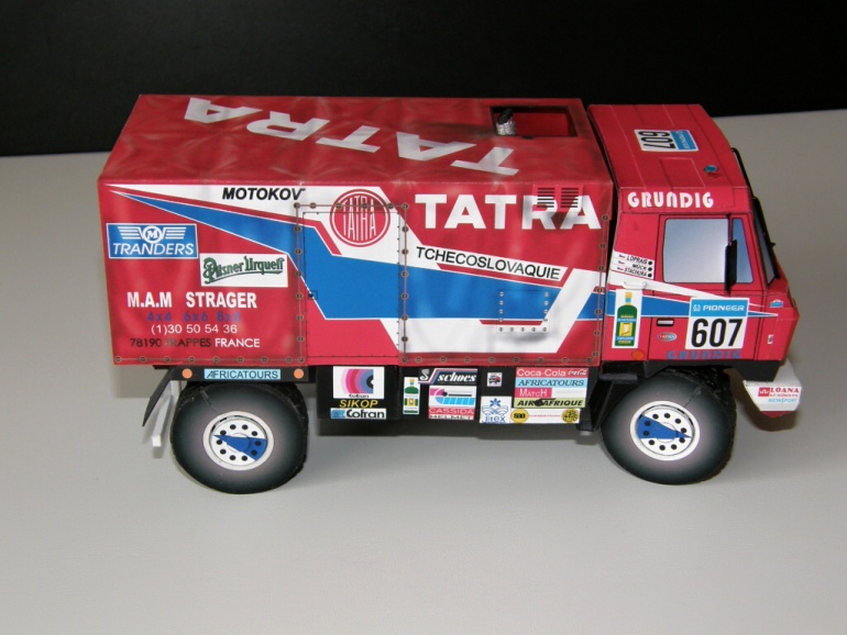 Tatra 815 VD 10 300 4x4.1 Dakar 88 / 1:32 (Plná velikost v novém okně) Tatra 815 VD 10 300 4x4.1 Dakar 88 / 1:32