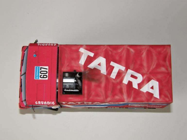 Tatra 815 VD 10 300 4x4.1 Dakar 88 / 1:32 (Plná velikost v novém okně) Tatra 815 VD 10 300 4x4.1 Dakar 88 / 1:32