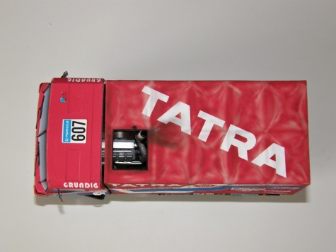 Tatra 815 VD 10 300 4x4.1 Dakar 88 / 1:32 Tatra 815 VD 10 300 4x4.1 Dakar 88 / 1:32