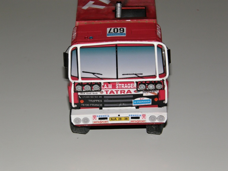 Tatra 815 VD 10 300 4x4.1 Dakar 88 / 1:32 (Plná velikost v novém okně) Tatra 815 VD 10 300 4x4.1 Dakar 88 / 1:32
