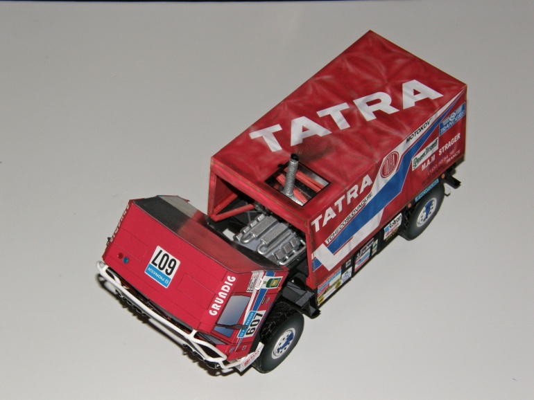 Tatra 815 VD 10 300 4x4.1 Dakar 88 / 1:32 (Plná velikost v novém okně) Tatra 815 VD 10 300 4x4.1 Dakar 88 / 1:32