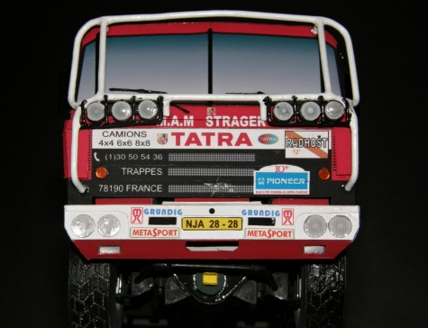 Tatra 815 VD 10 300 4x4.1 Dakar 88 / 1:32 Tatra 815 VD 10 300 4x4.1 Dakar 88 / 1:32