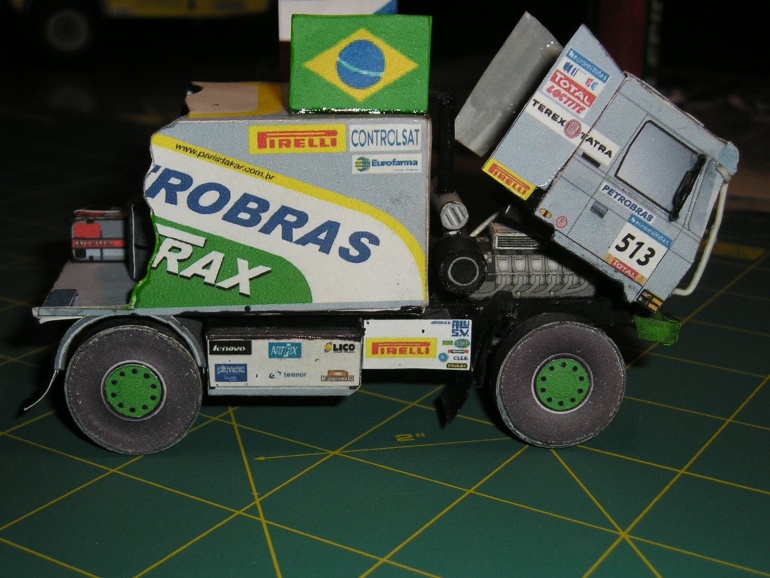 Tatra 815 4x4 Petrobras Lubrax 2006 Cíl (Plná velikost v novém okně) Tatra 815 4x4 Petrobras Lubrax 2006 Cíl